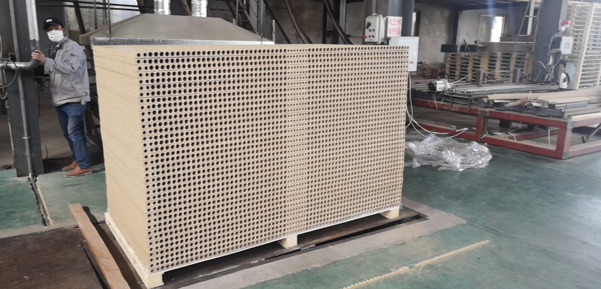 Hollow Particle Board with Hole